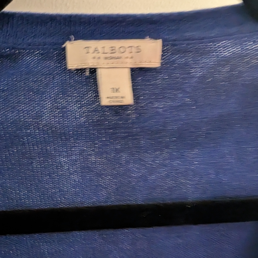 Talbots Woman Blue and Black Floral Patterned Cardigan Sweater in Size 1X - Picture 2 of 13